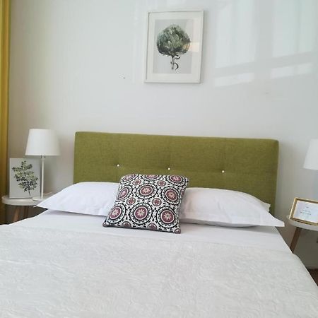 Guesthouse Smart Bukarest Exterior foto