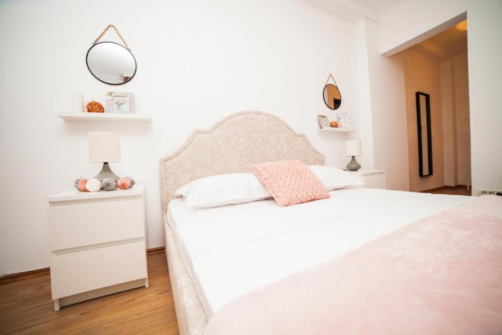 Guesthouse Smart Bukarest Exterior foto