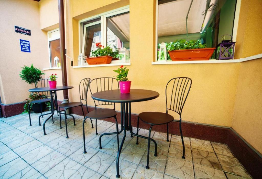 Guesthouse Smart Bukarest Exterior foto